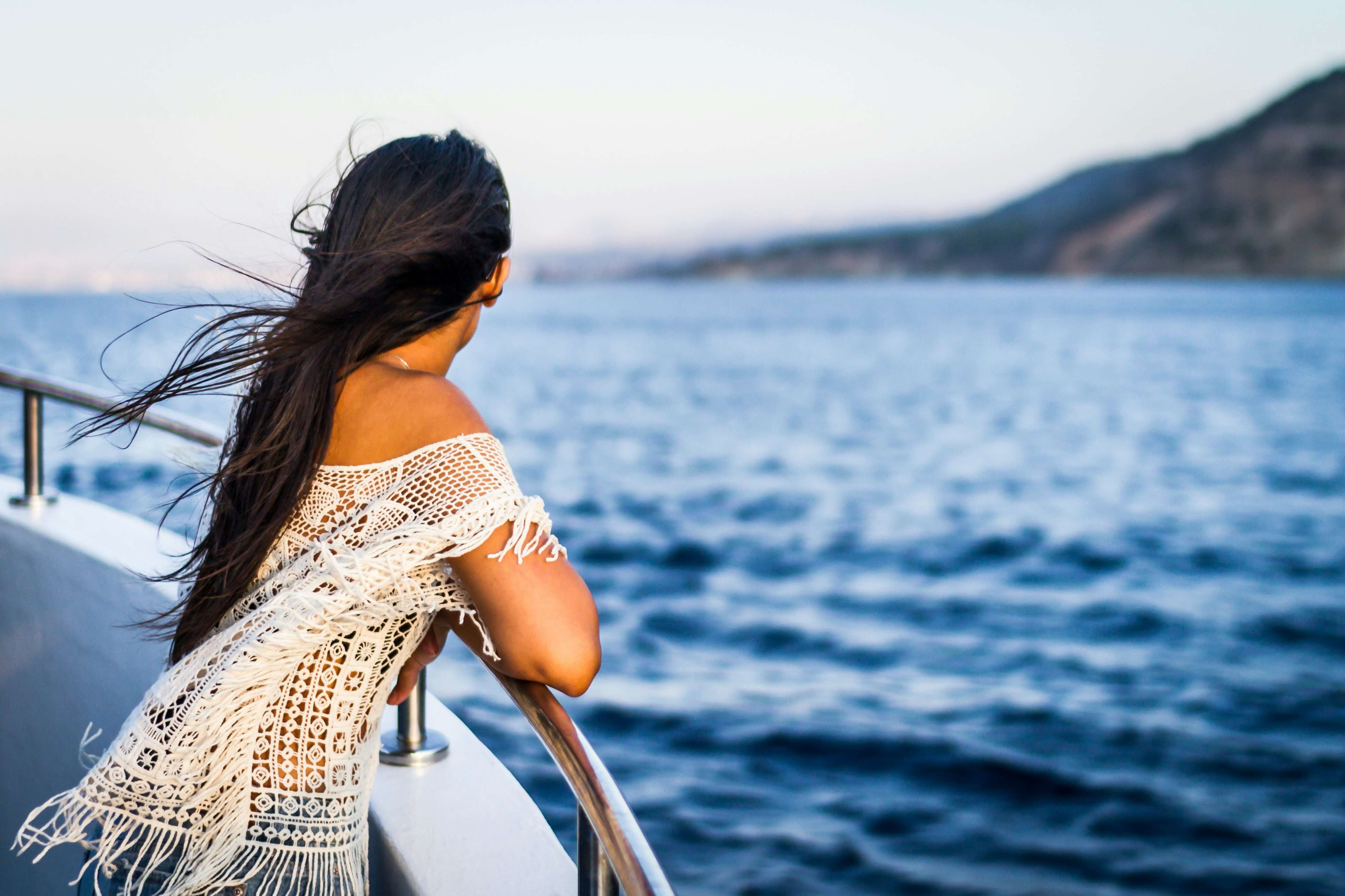 Unlock Savings and Perks with Early Cruise Deposits