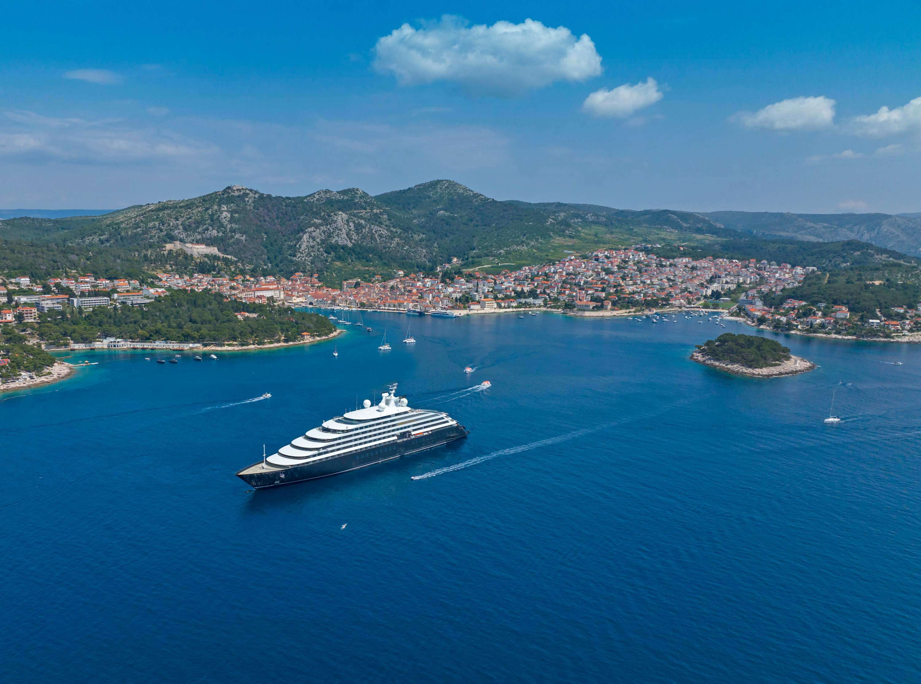 Five Unforgettable Experiences to Discover in Northern Europe on board Scenic Eclipse