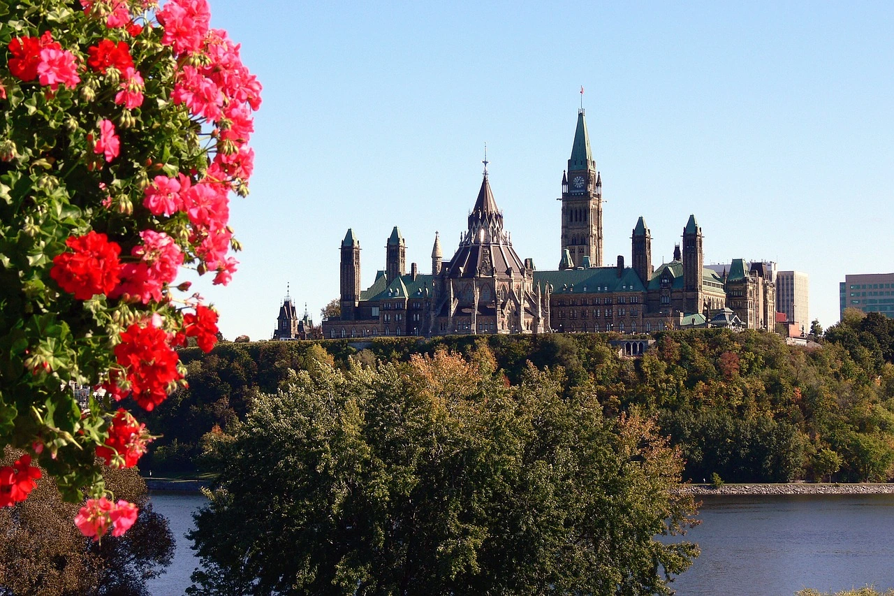 Explore Ottawa's Rich Museums and Cultural Tapestry with Michelle Fortner