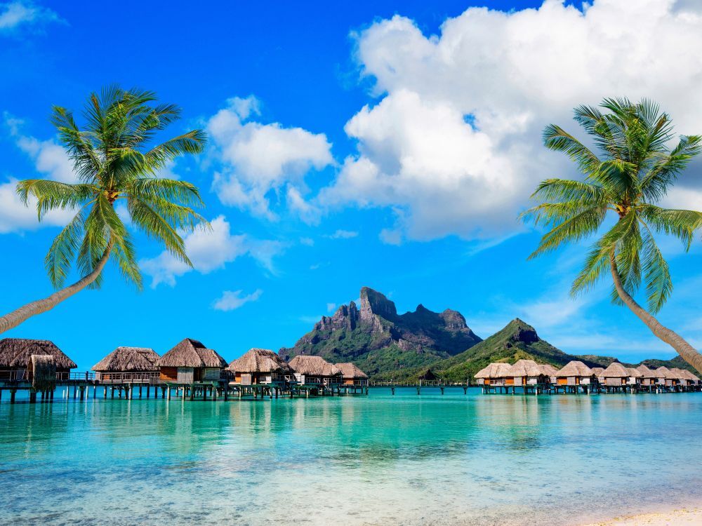 French Polynesia & New Zealand Cruise: Papeete, Bora Bora & Auckland - Azamara Onward
