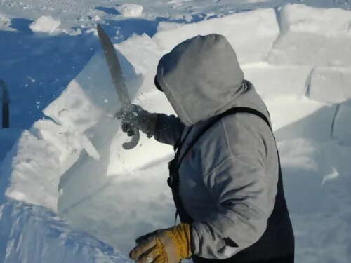 Live Off the Land in Puvirnituq