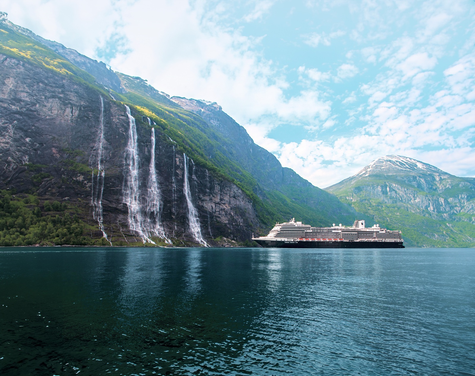 Top 5 Reasons to Sail with Holland America Line to the Caribbean