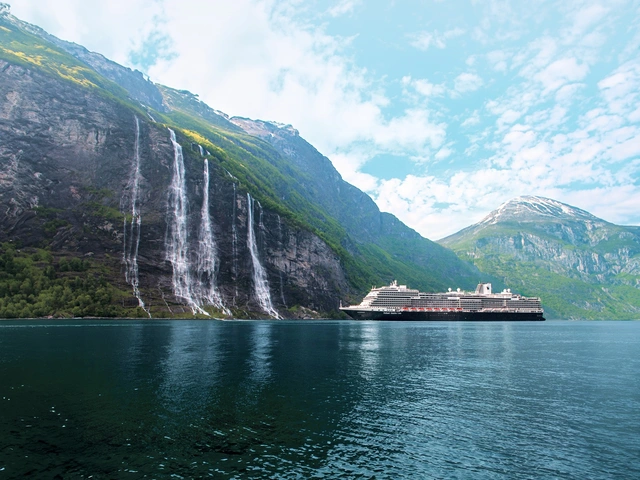 Top 5 Reasons to Sail with Holland America Line to the Caribbean