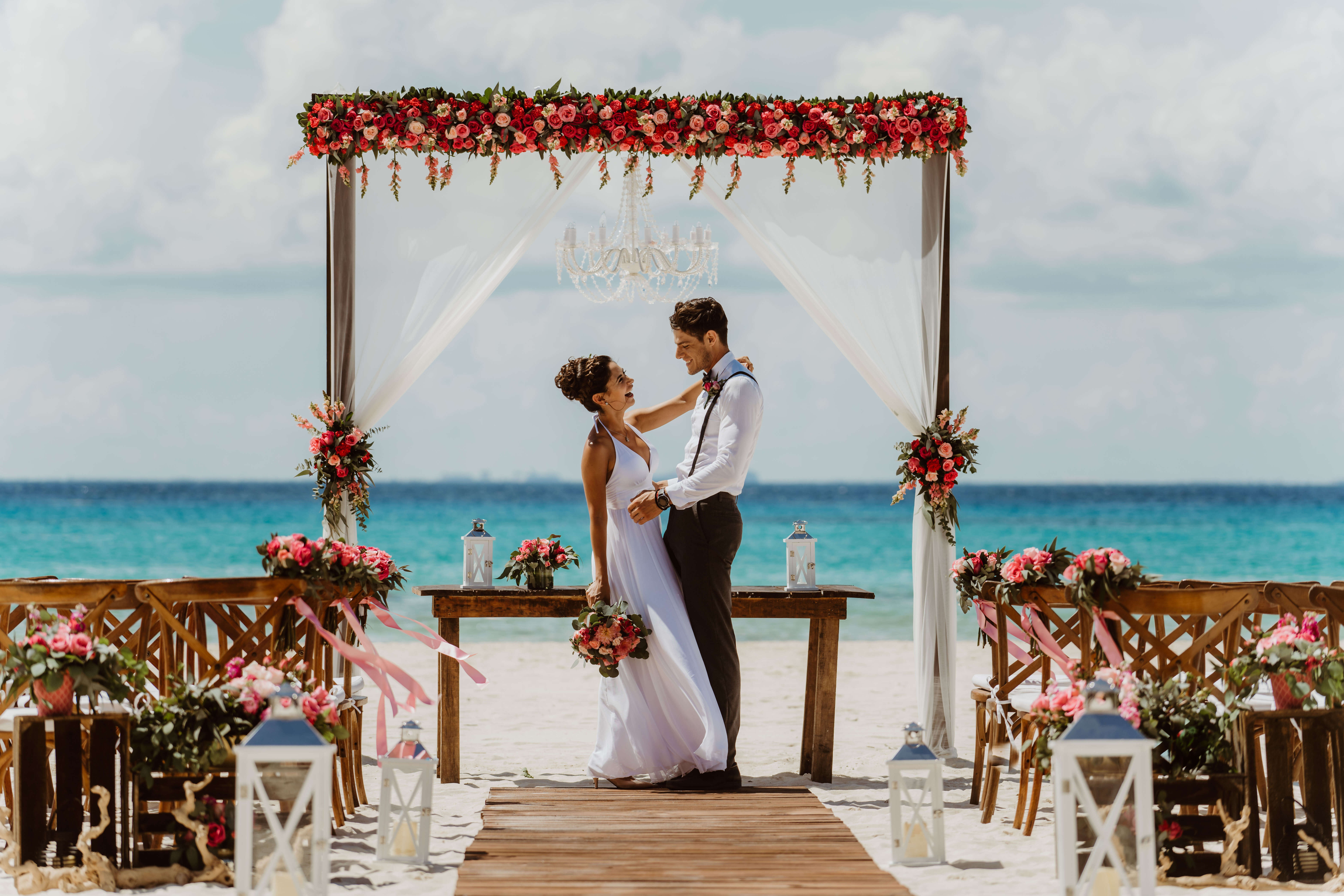 Book Now and Receive up to $2,000 Off Any Wedding Package!