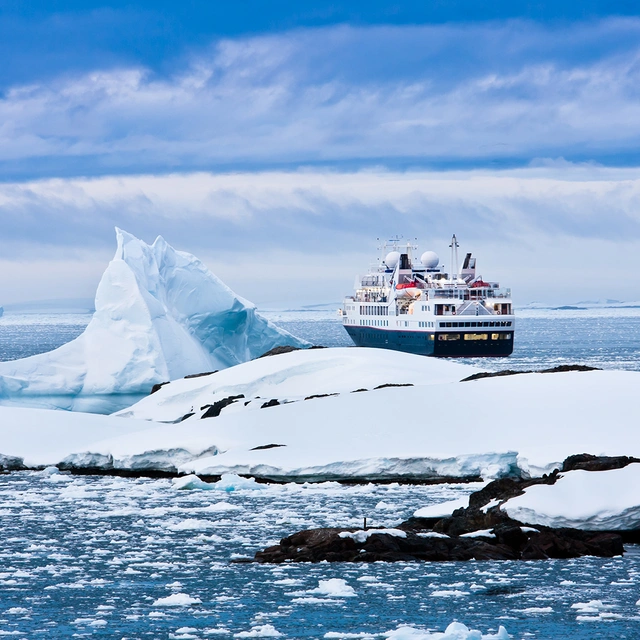 Hill's Travel Service