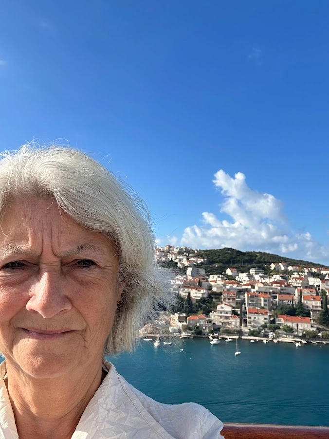 Embracing the Journey Alone: The Essence of a Solo Traveler