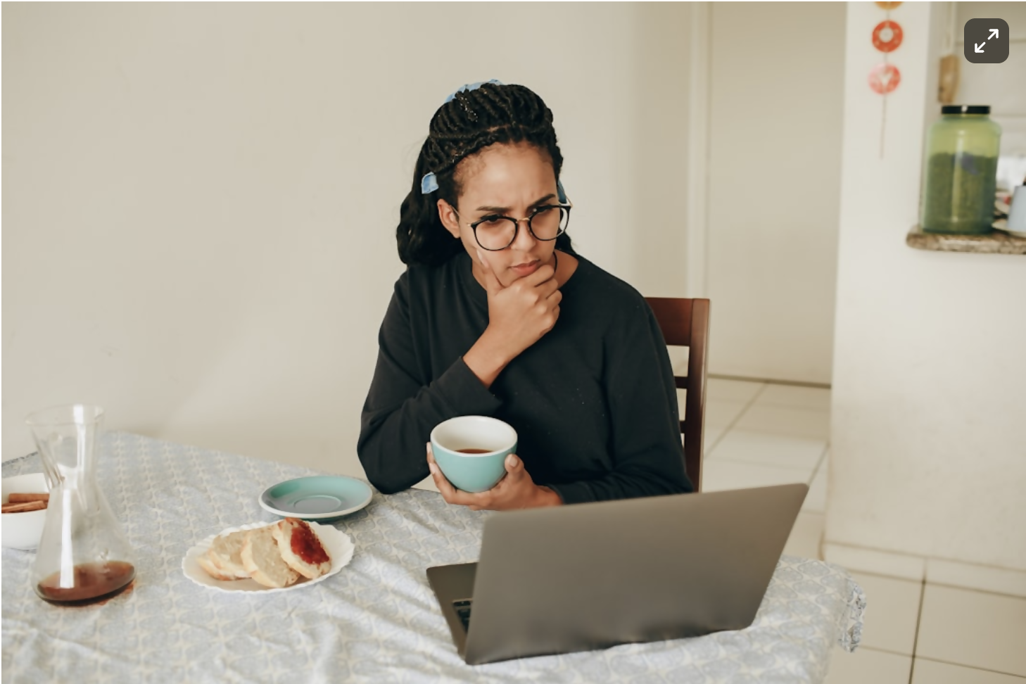 Should you pay a Travel Advisor?