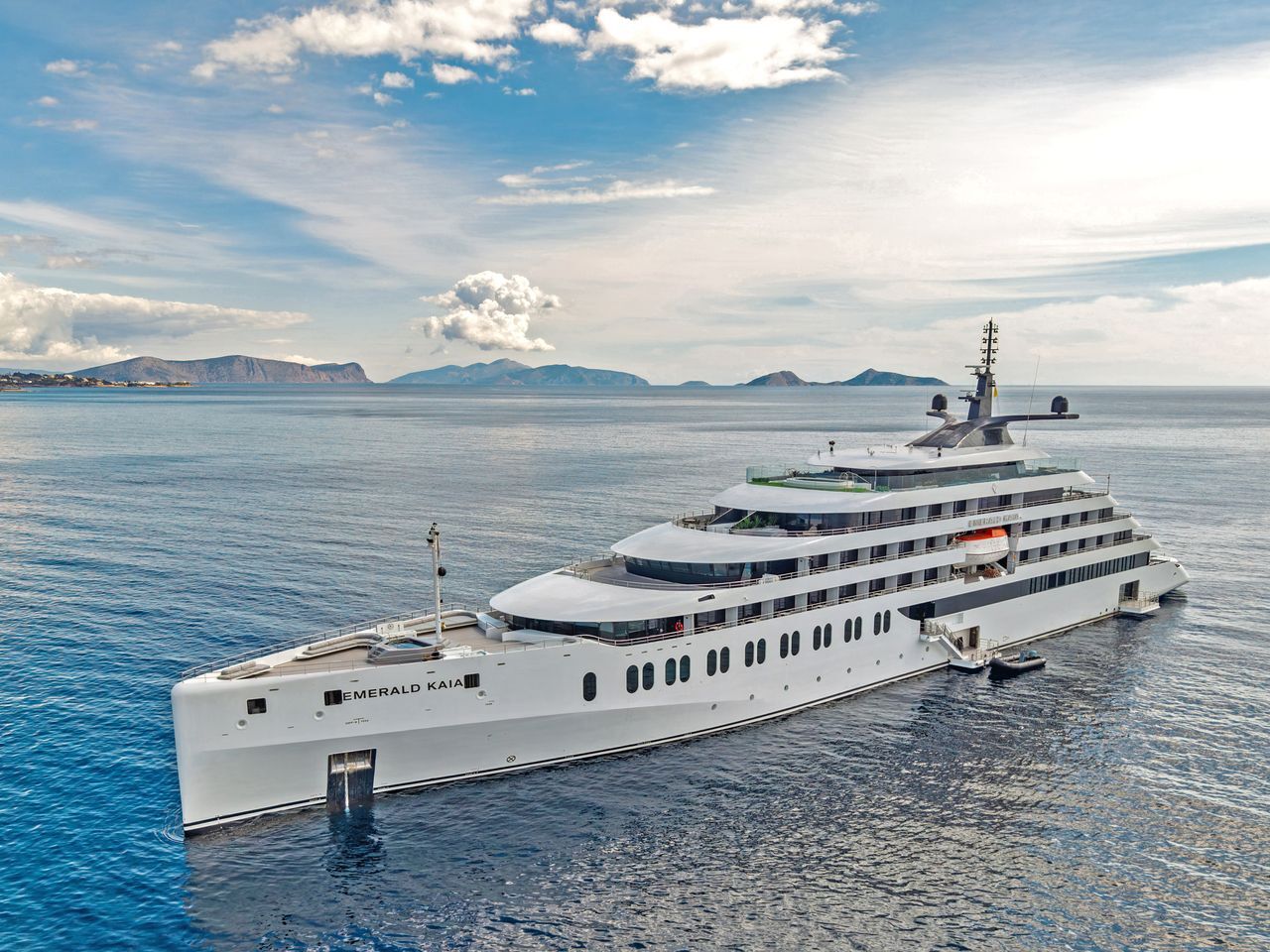 Emerald Cruises & Tours Marks Dual Milestones