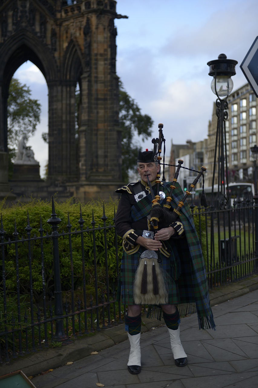 Discover the Enchanting Beauty of Edinburgh and the British Isles