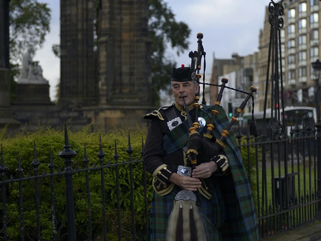 Discover the Enchanting Beauty of Edinburgh and the British Isles