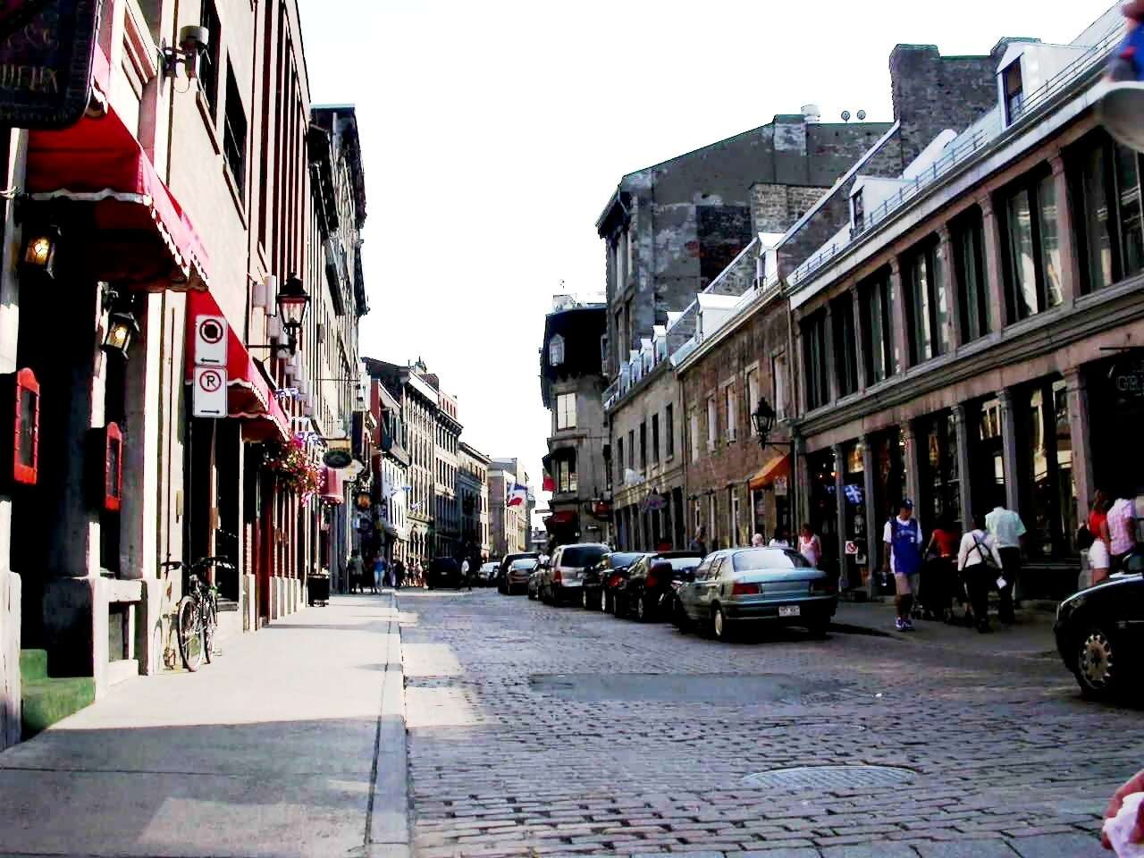 Preserved old town, Old Montreal (Vieux-Montreal)