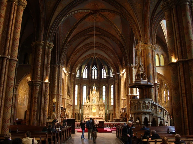Spend an hour in Matthias Church