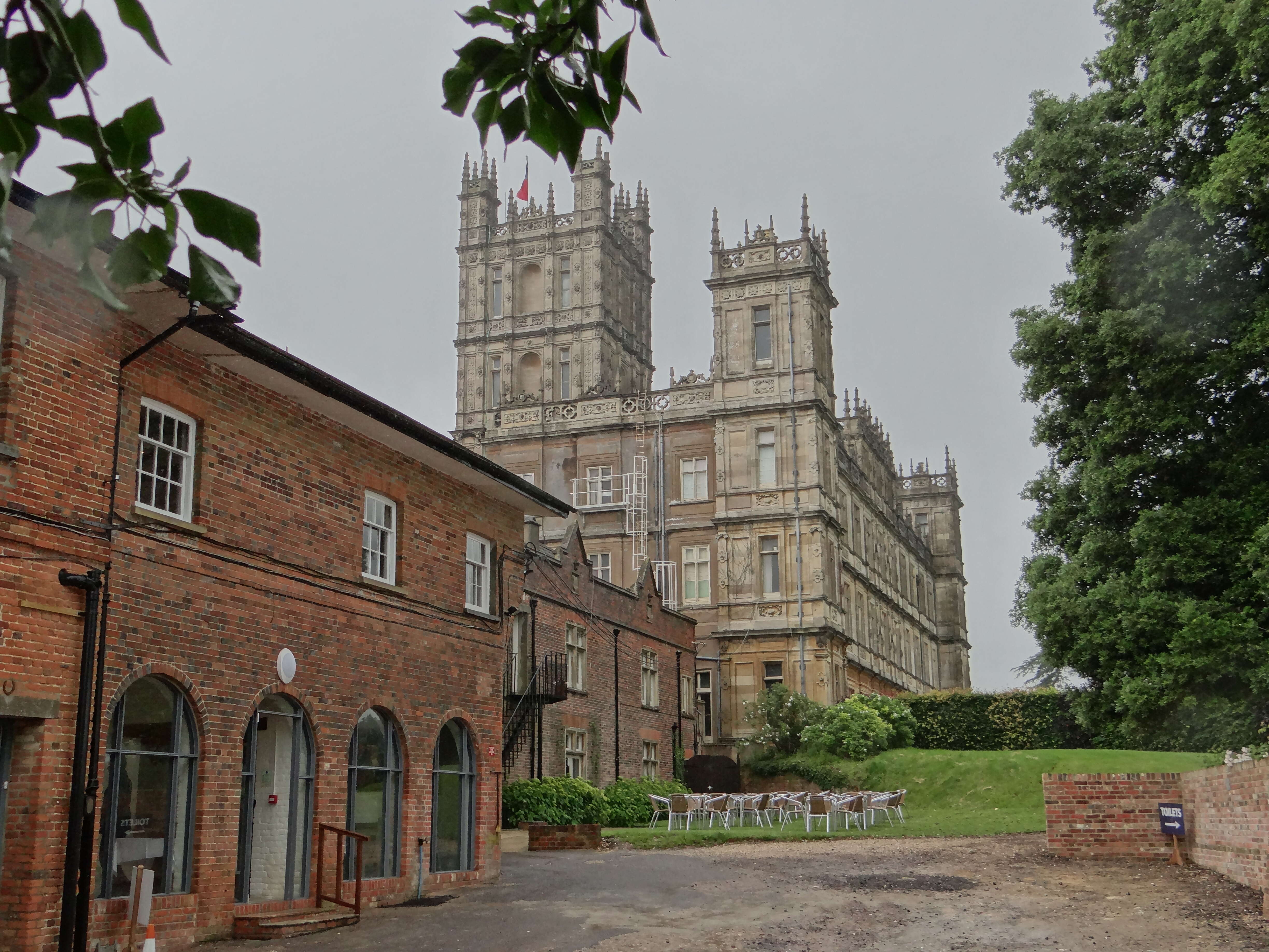 Become Lord or Lady Grantham on a Downtown Abbey Locations Tour