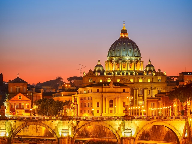 15-Day Classic Italy Cruisetour - Rome to Venice 7-Day Adriatic, Greece & Turkey Cruise  8-Day Rome, Florence & Venice Land Tour begining in Rome