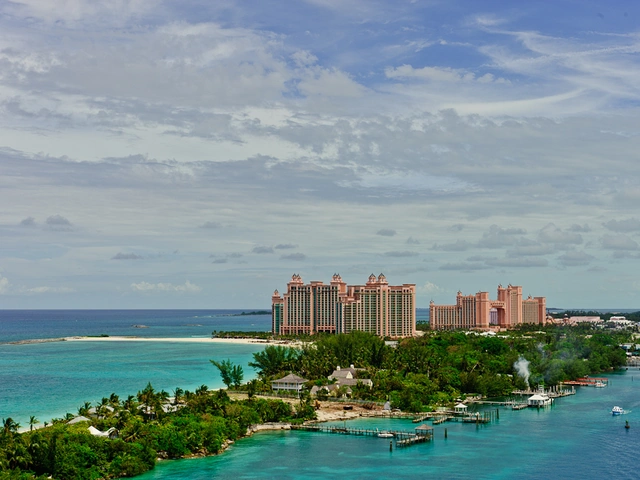 12 Dazzling Family Vacation Spots To Visit