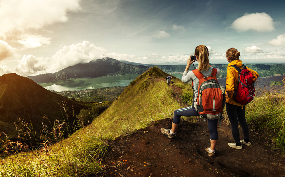 5 Great Places To Go Backpacking in Canada