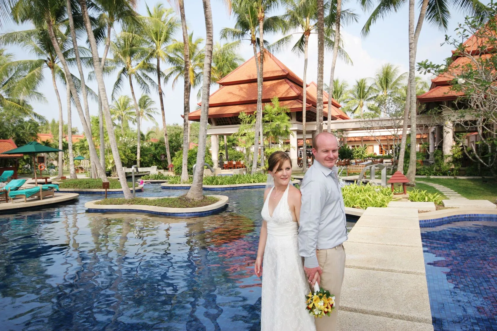 Who takes care of what bills for a  Destination Wedding?