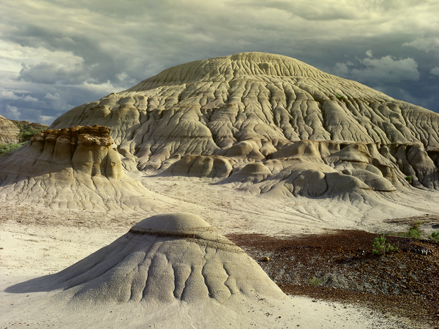 Dinosaur Provincial Park. You Gotta Go Here