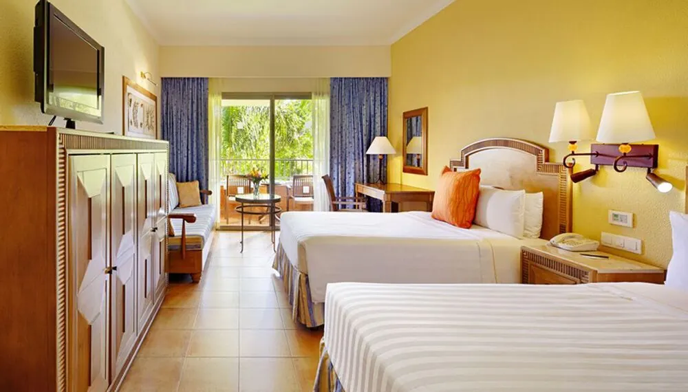 Barcelo Maya Colonial