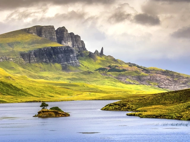 Scotland's Highland Trail inspired by Gabaldon's Outlander