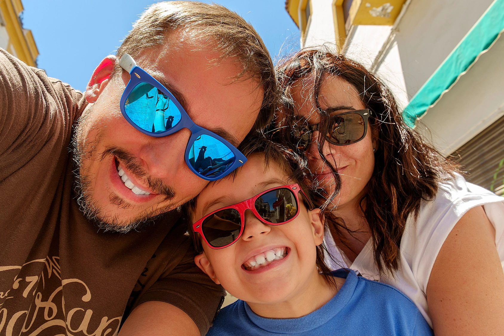 3 Family Friendly Must-see Attractions in Orlando Florida.