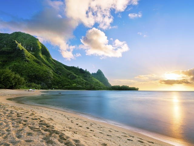 Watch the sunrise or the sunset at the Haleakala National Park, Maui, Hawaii
