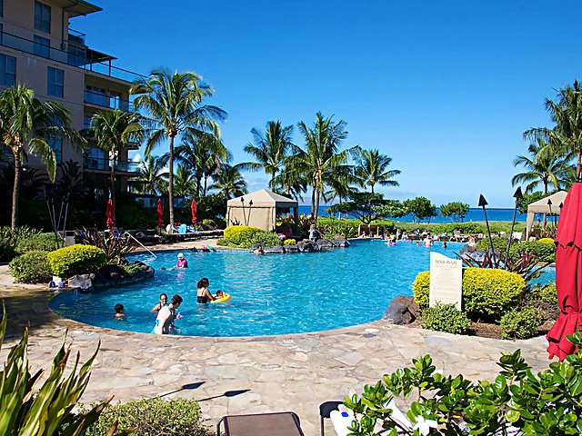 Stay At The Exclusive Kaanapali Ocean Inn