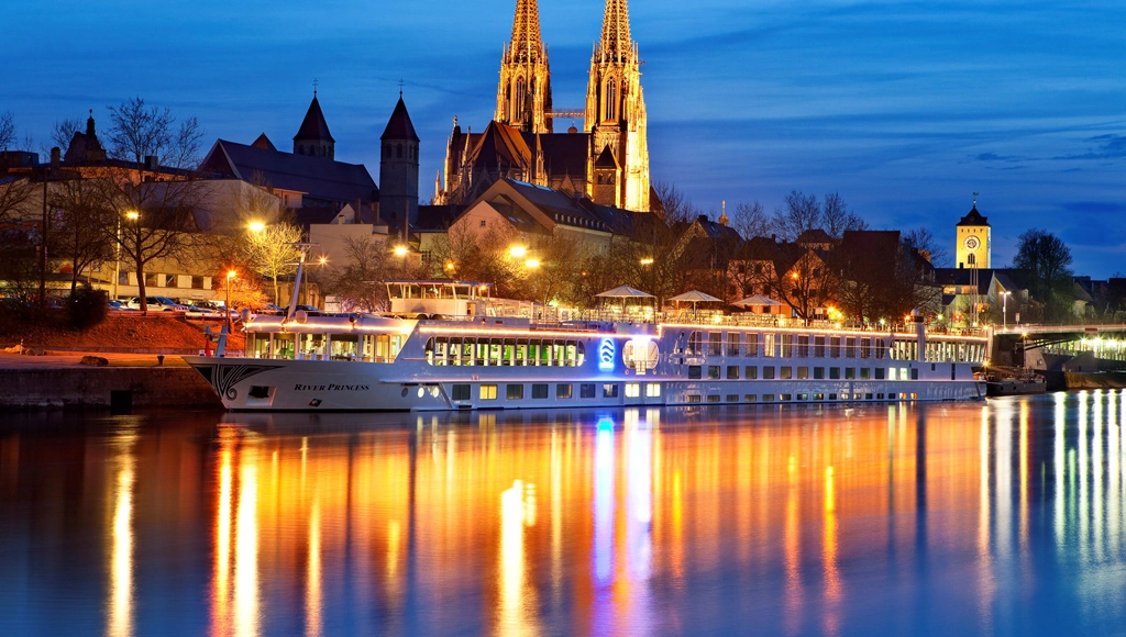 Uniworld - DELIGHTFUL DANUBE & PRAGUE