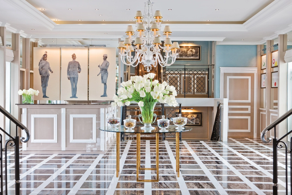 Uniworld - ULTIMATE EUROPEAN JOURNEY