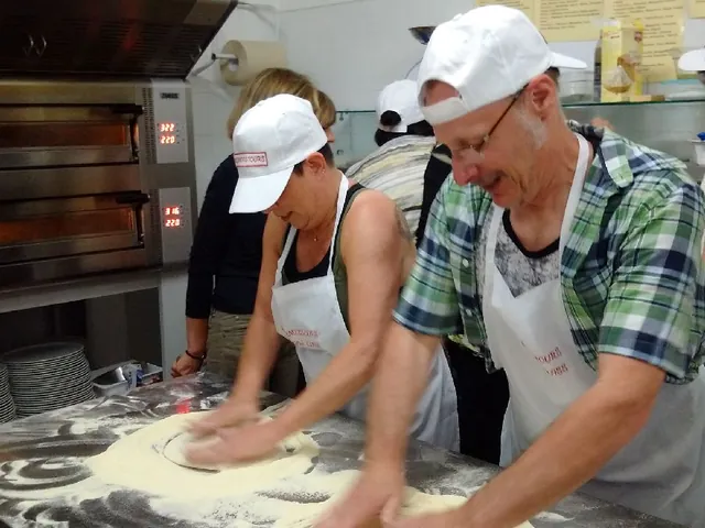 Sicilian pizza school