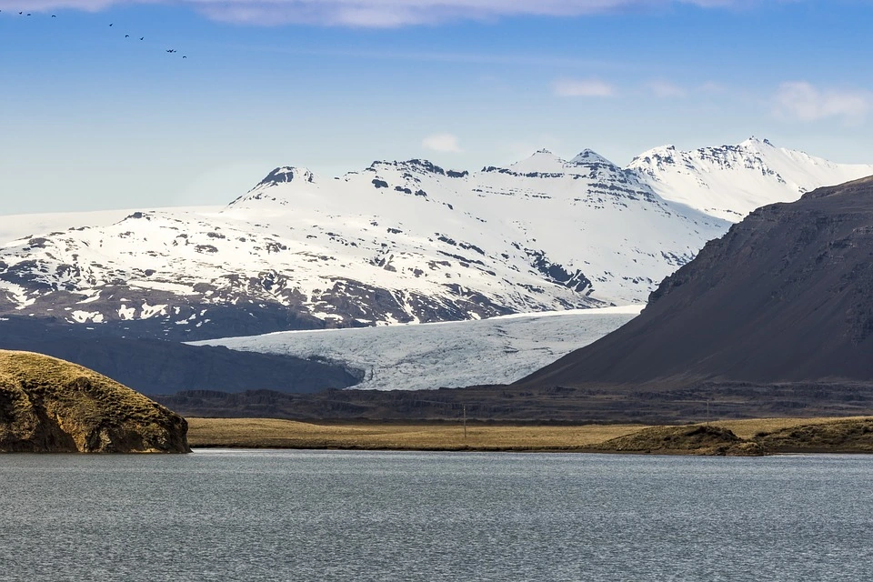 ICELAND:  FIRE & ICE Travel Presentation
