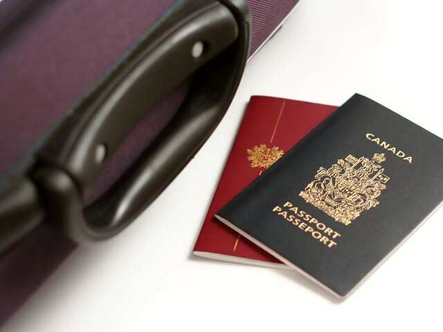 Dual Canadian citizens need a valid Canadian passport