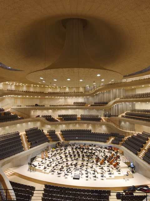 Celebrate Music and Modern Architecture in Hamburg