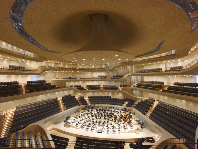 Celebrate Music and Modern Architecture in Hamburg