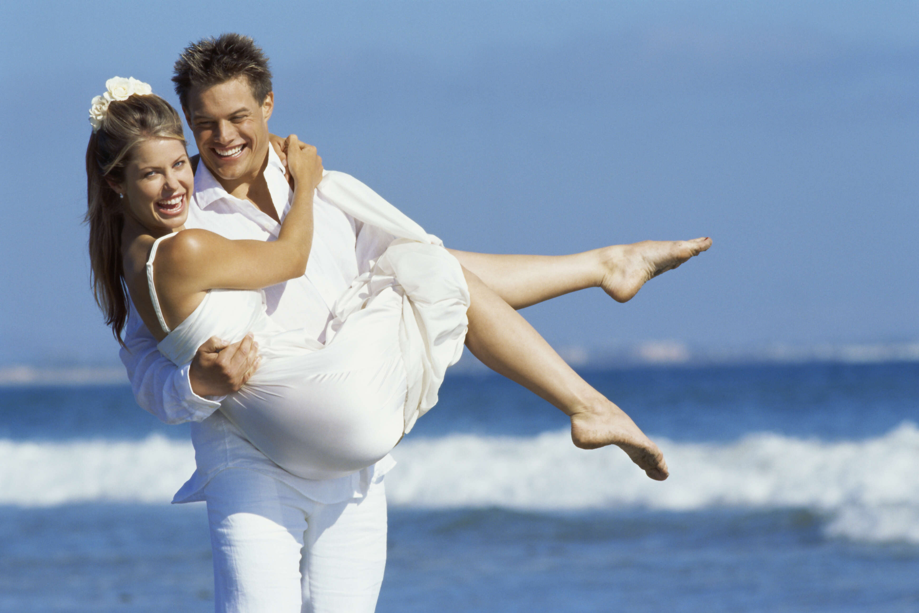 Is Booking your Destination Wedding online less expensive?