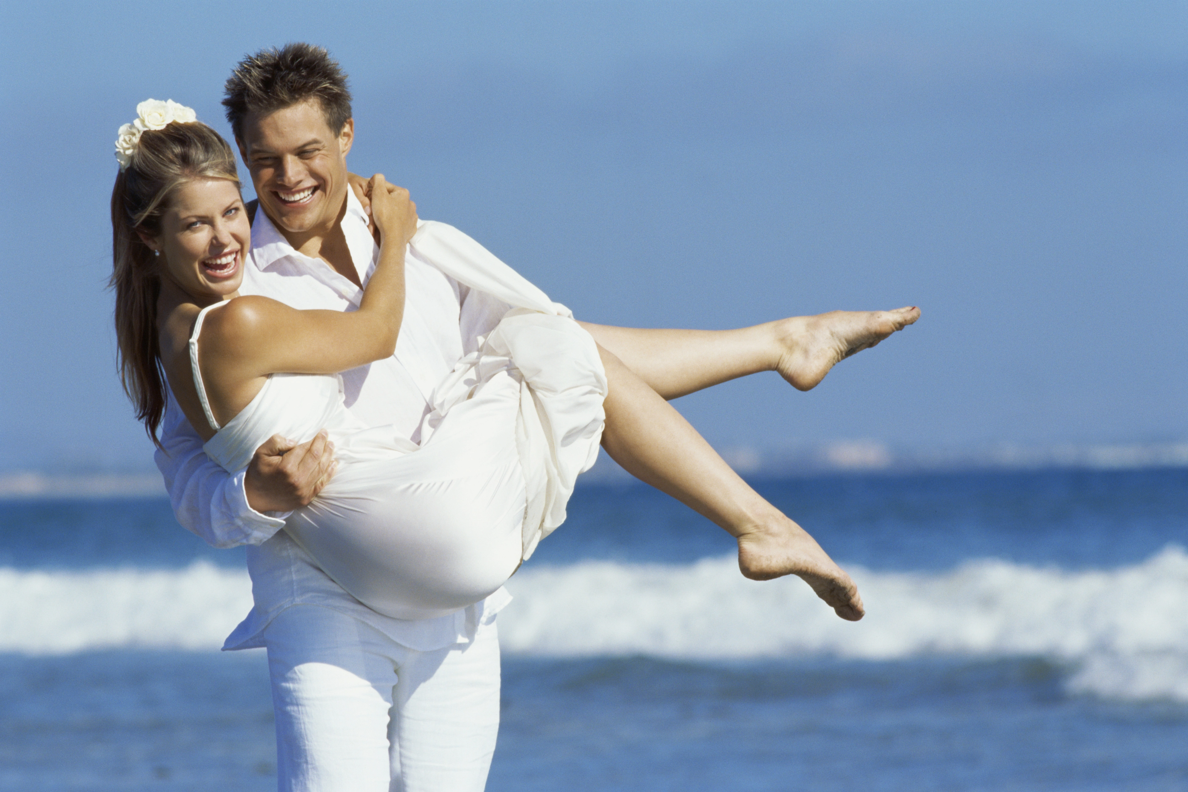 Is Booking your Destination Wedding online less expensive?