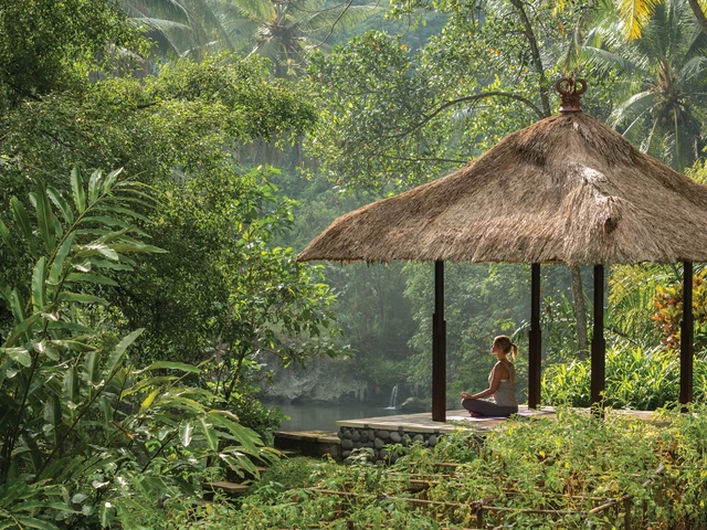 Four Seasons Hotels and Resorts Makes 5-Star Award History