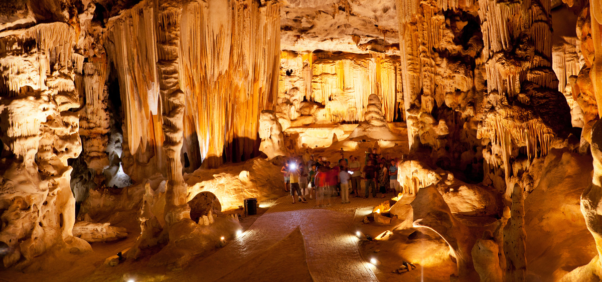 Cango-Caves-South-Africa.jpg