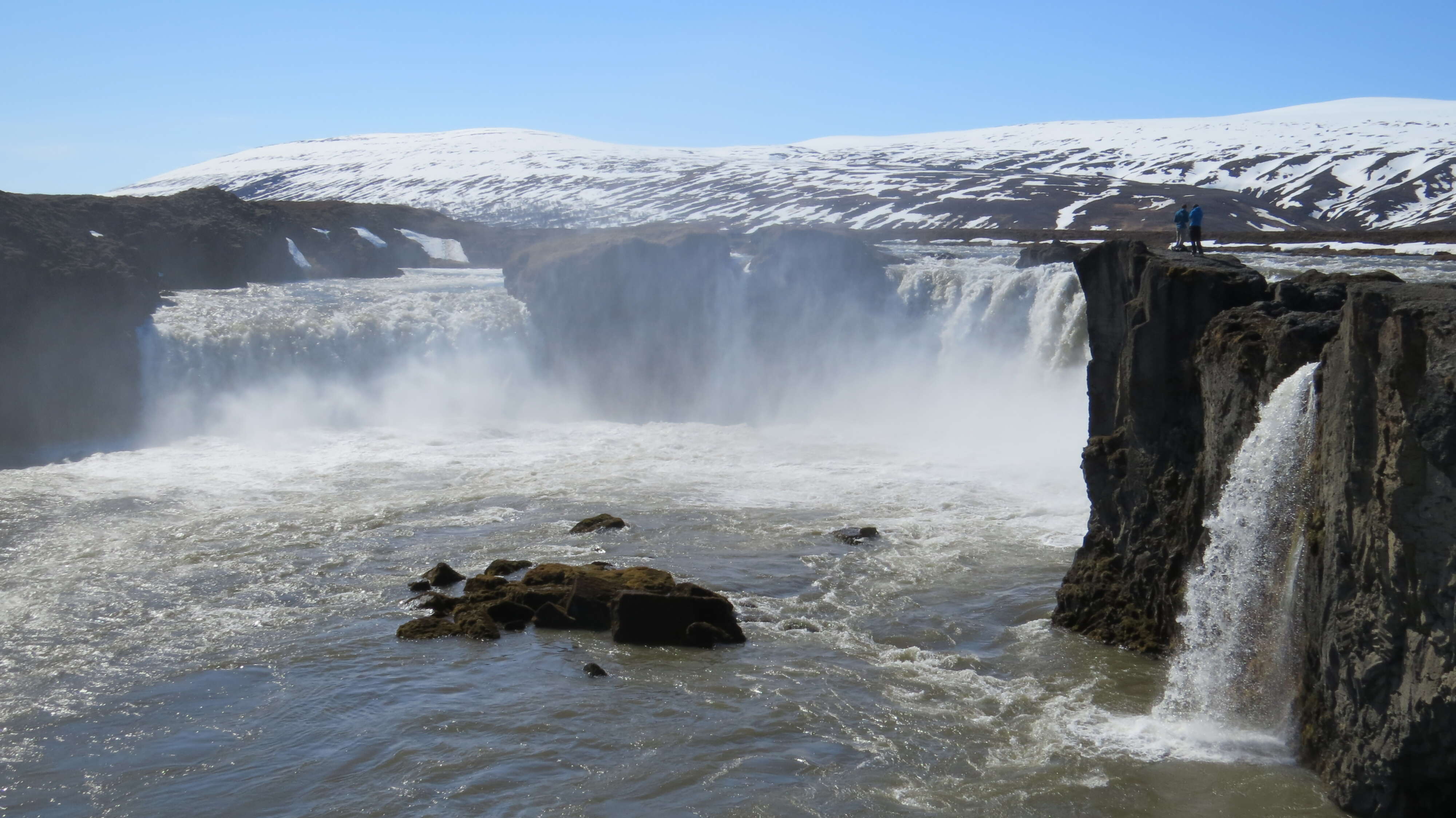 ICELAND: LAND OF FIRE & ICE PRESENTATION