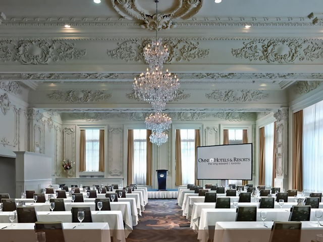 Look up!  Tips from an Interior Designer to Take Travel Home