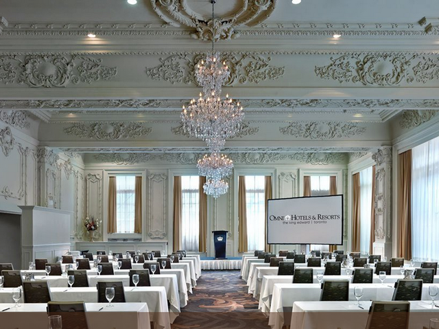 Look up!  Tips from an Interior Designer to Take Travel Home