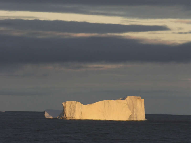 IMG_4767-ETAHICEBERGINSUNLIGHTPS.jpg