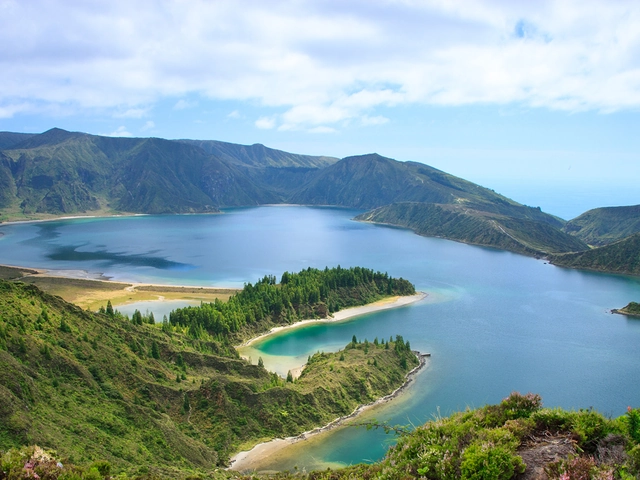 Trans-Atlantic or Pacific