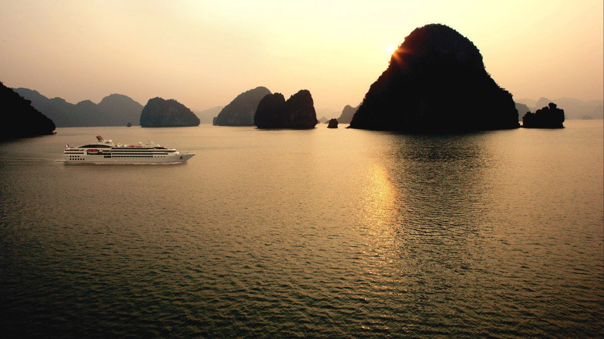 Ponant Yacht Cruises & Expeditions