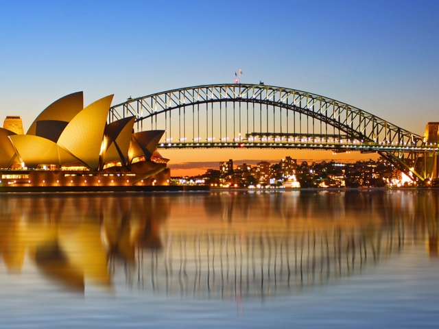 Banner-Sidney-Opera-House.jpg