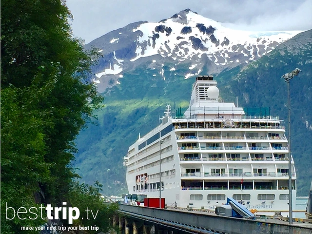 Infographic: How Cruise Lines are Working to Protect the Environment