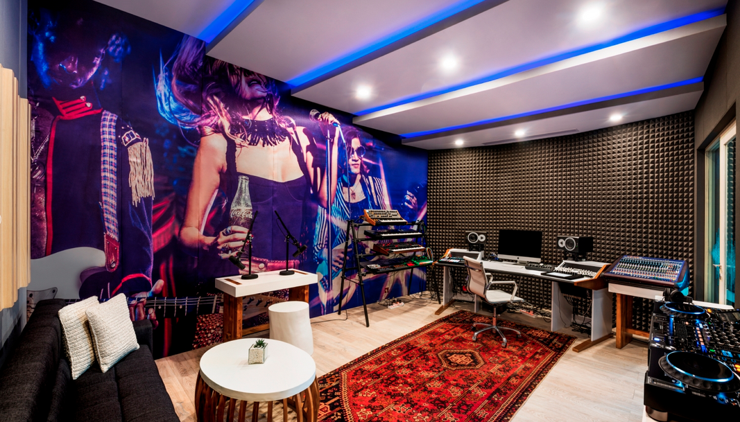 w hotel sound suite bali.png