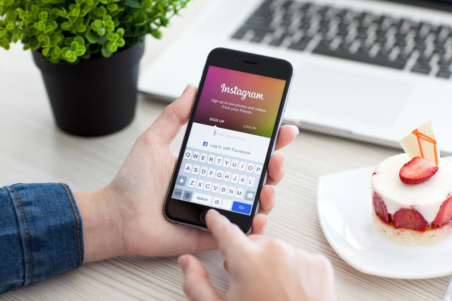 7 Tips for Mastering Instagram for Travel Agency Business