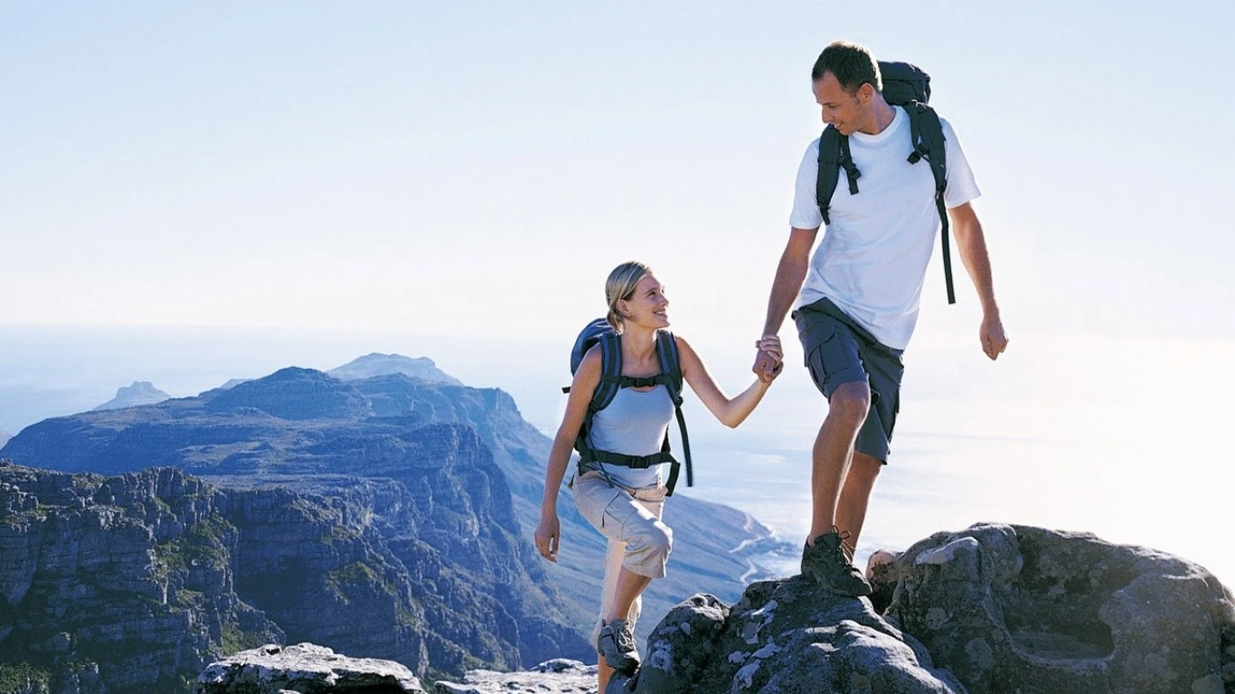 Travel Giveaway Ideas for Your Newsletter