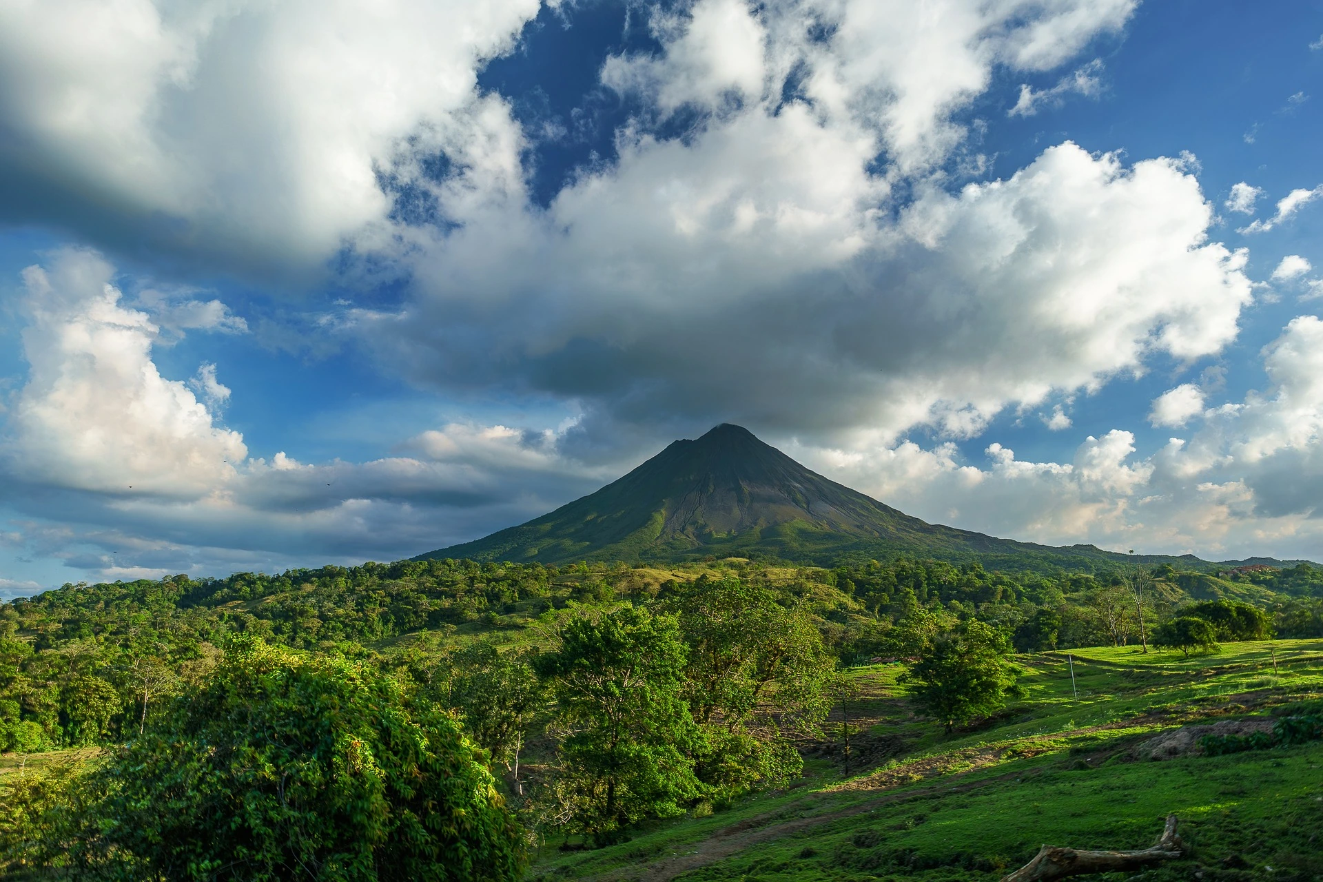 Costa Rica In-Depth Tour